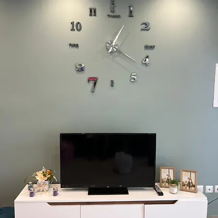 Akrotiri Luxury 公寓式酒店 3*