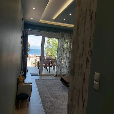 Akrotiri Luxury Апарт-отель