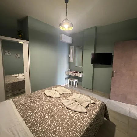 公寓式酒店 Akrotiri Luxury 3*