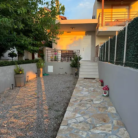 公寓式酒店 Akrotiri Luxury Trápeza