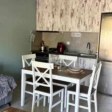 Апарт-отель Akrotiri Luxury