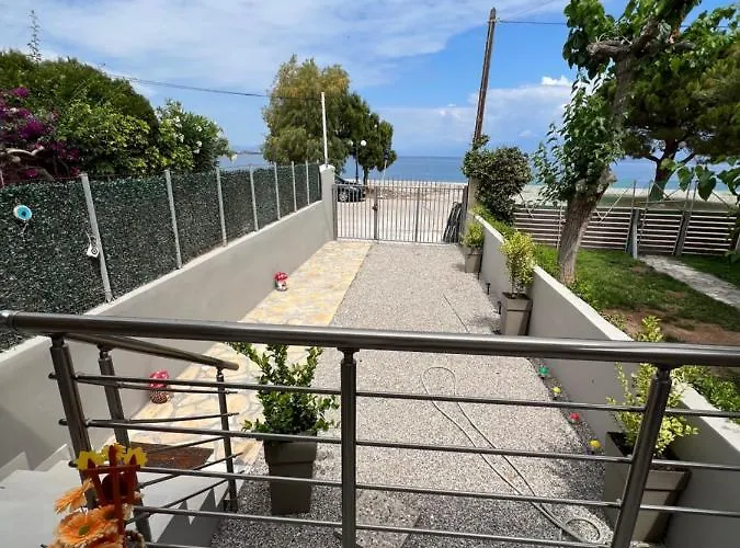 Akrotiri Luxury Апарт-отель