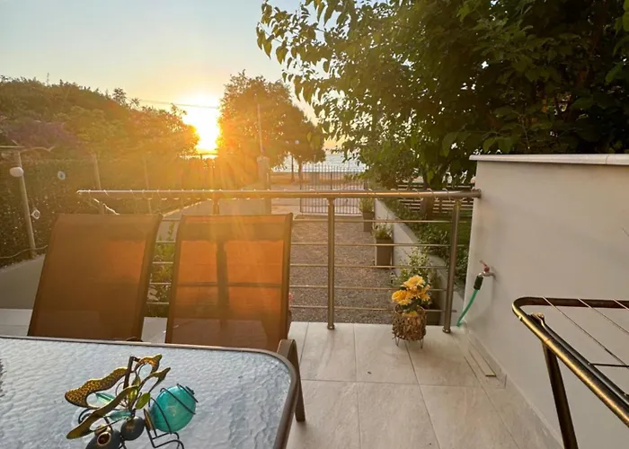 Apart-hotel Akrotiri Luxury