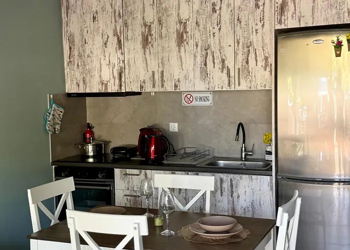 Apart-hotel Akrotiri Luxury 3*